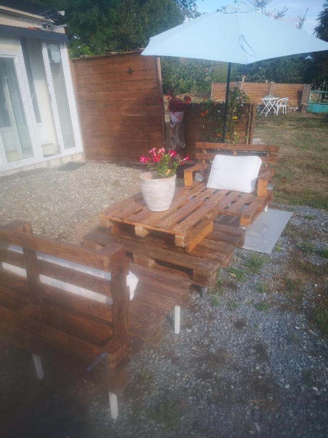 Bed and Breakfast Au Balaway Louey Екстер'єр фото
